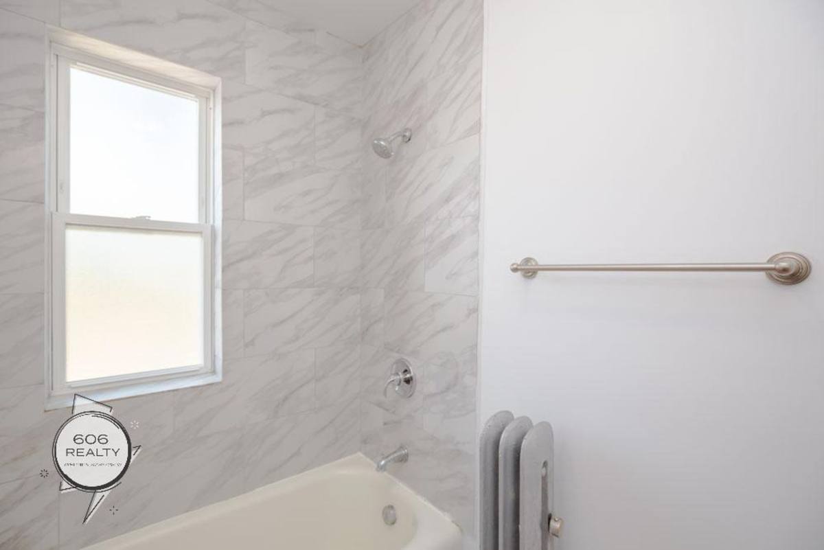 Apartment for rent at 2208 S 57th Ave, Cicero, IL 60804