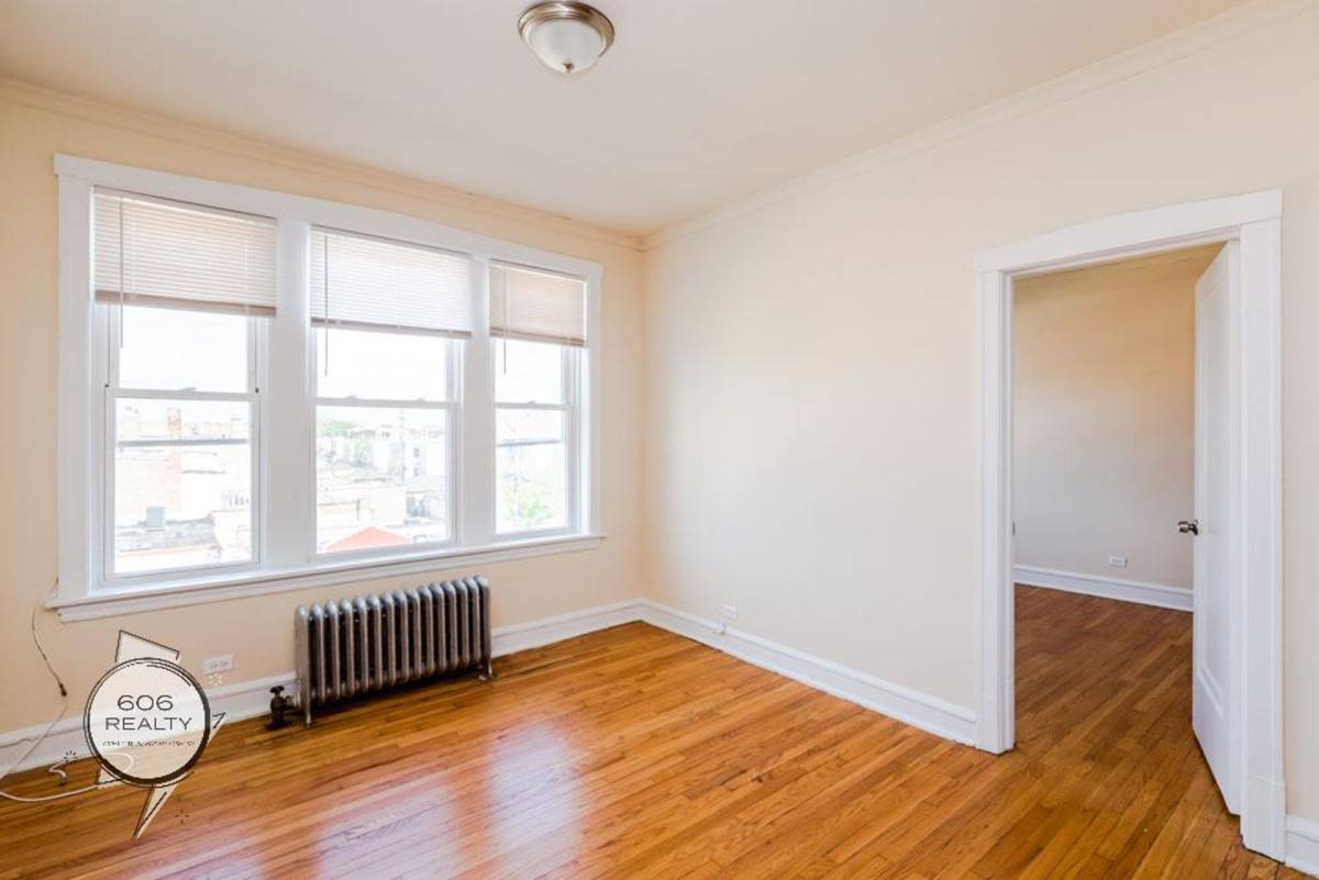Apartment for rent at 2208 S 57th Ave, Cicero, IL 60804