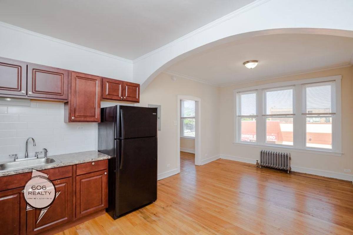 Apartment for rent at 2208 S 57th Ave, Cicero, IL 60804