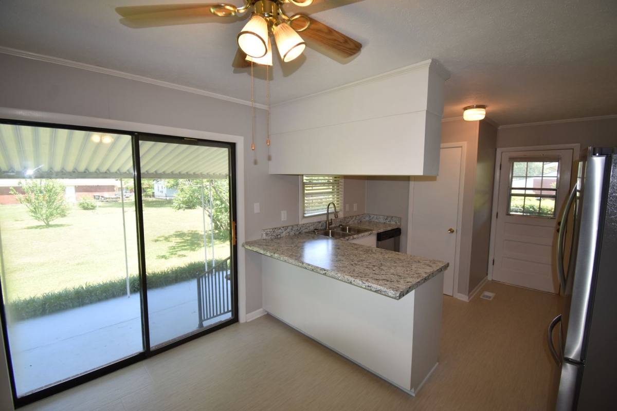House for rent at 328 Desmond Dr, Fayetteville, NC 28314