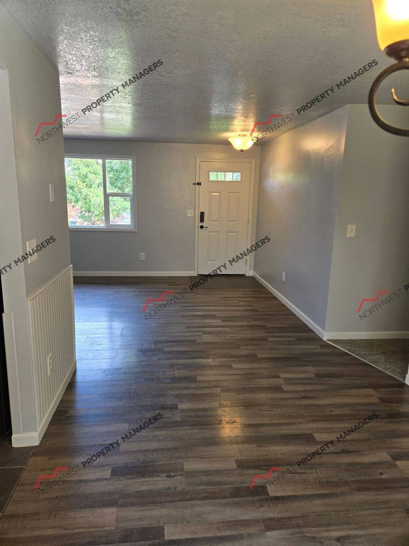 House for rent at 212 Galaxie Rd, Chehalis, WA 98532