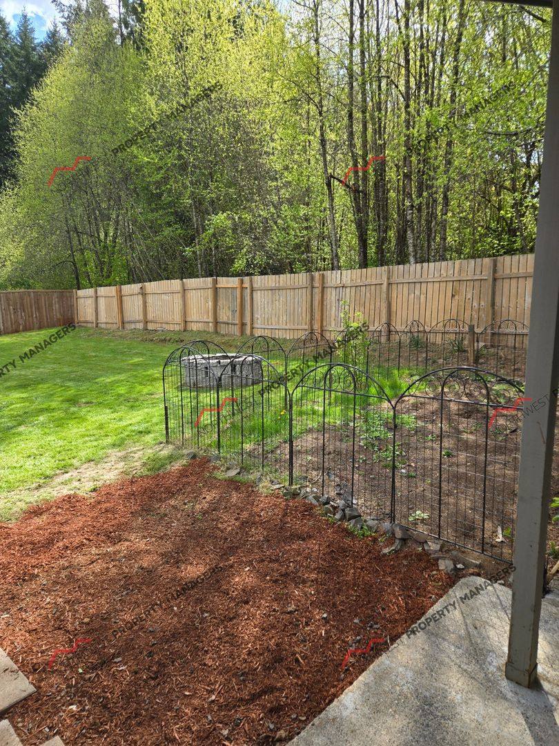 House for rent at 212 Galaxie Rd, Chehalis, WA 98532