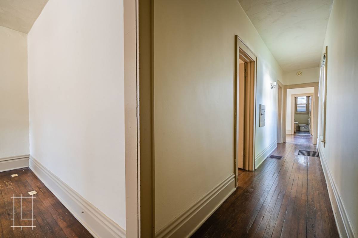 Apartment for rent at 35 Lundy St, Columbus, OH 43215