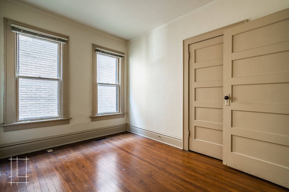 Apartment for rent at 35 Lundy St, Columbus, OH 43215