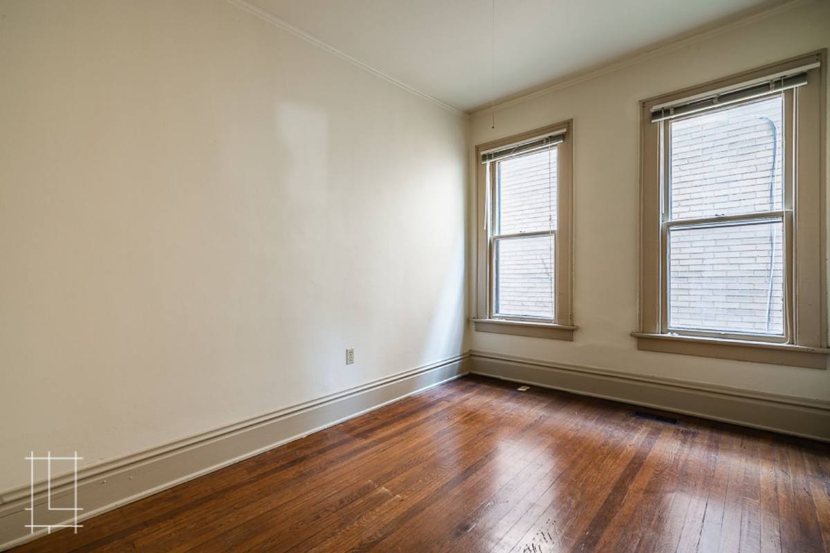 Apartment for rent at 35 Lundy St, Columbus, OH 43215
