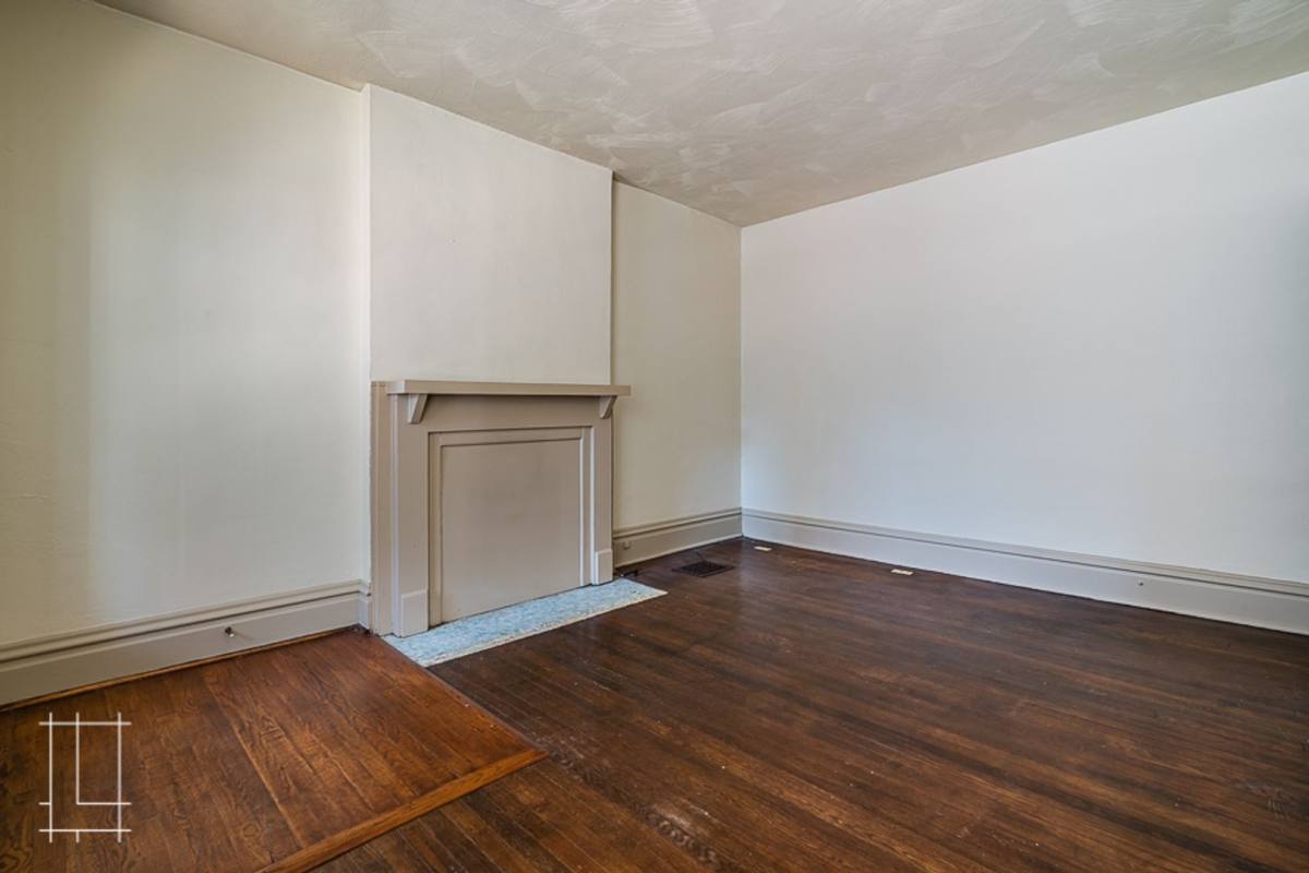 Apartment for rent at 35 Lundy St, Columbus, OH 43215