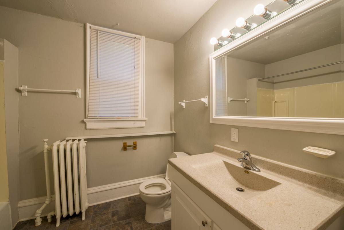 Apartment for rent at 2835 Williams Ave SE, Minneapolis, MN 55414