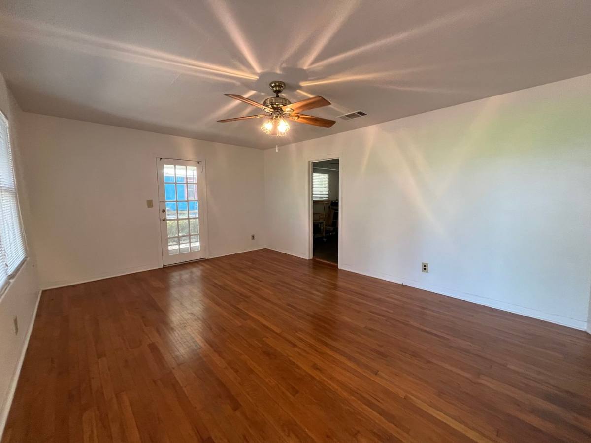 House for rent at 307 Parshley St, Live Oak, FL 32064