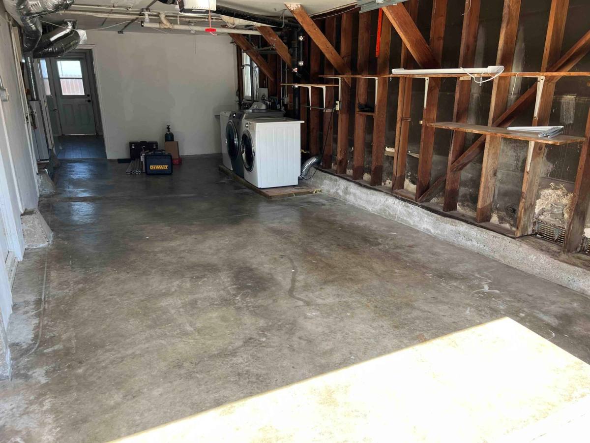 Apartment for rent at 62 Seacliff Ave, Daly City, CA 94015