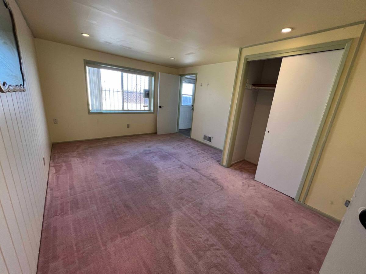 Apartment for rent at 62 Seacliff Ave, Daly City, CA 94015