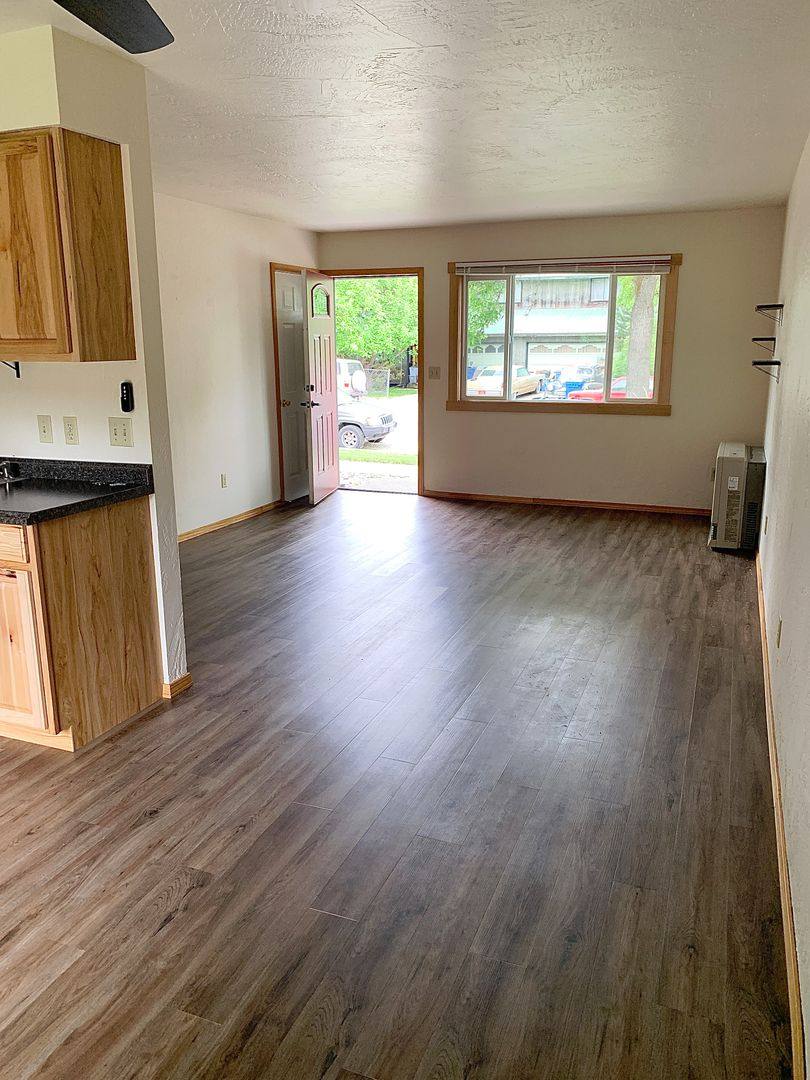 Apartment for rent at 117 Mission Court, Missoula, MT 59803