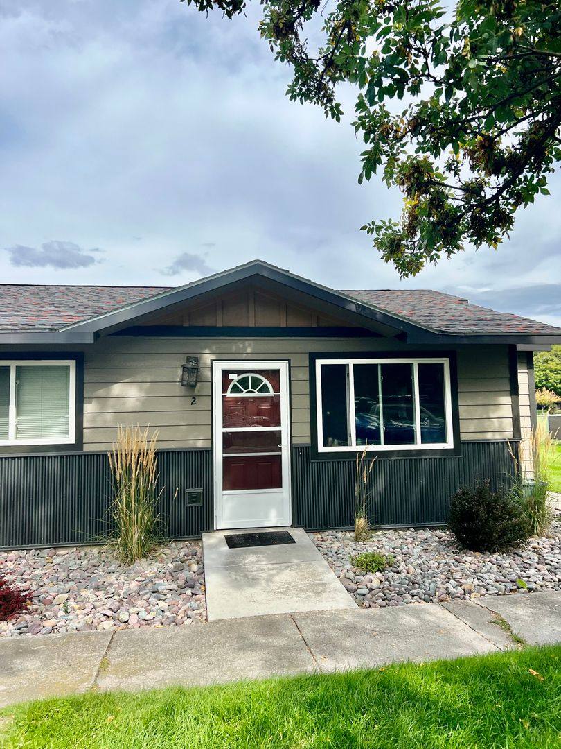 Apartment for rent at 117 Mission Court, Missoula, MT 59803