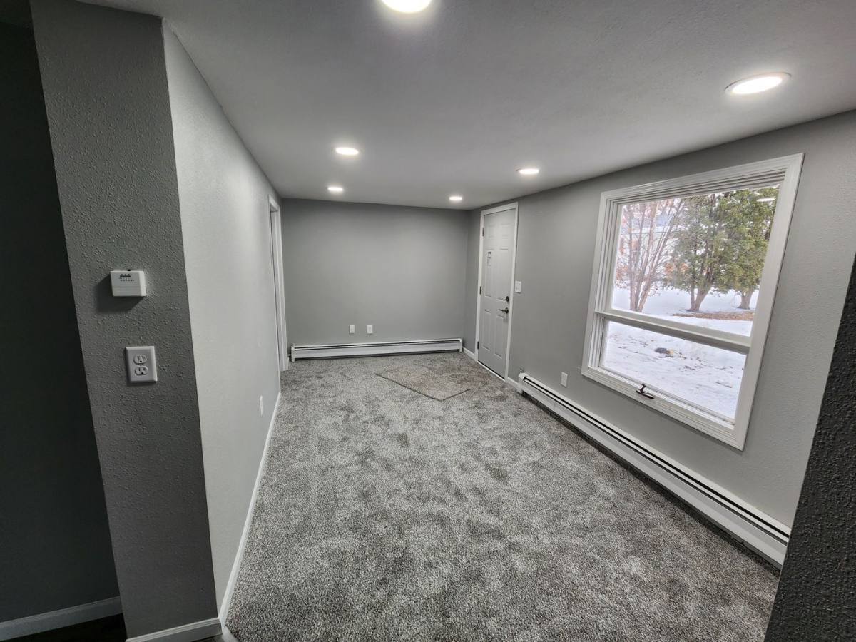 House for rent at 179 8th St NE, Watertown, SD 57201