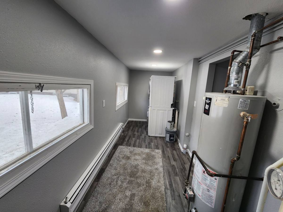 House for rent at 179 8th St NE, Watertown, SD 57201