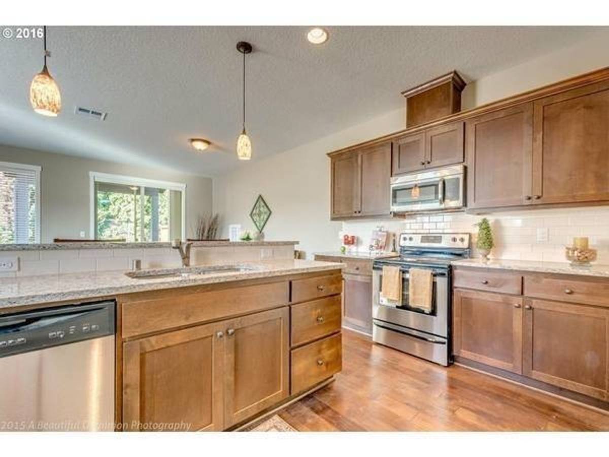 House for rent at 2613 NE 131st Court, Vancouver, WA 98684