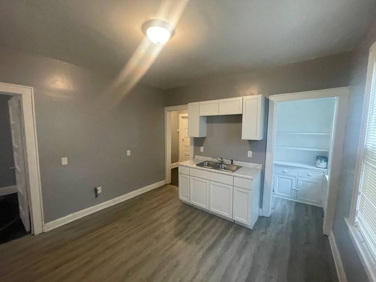 Apartment for rent at 1515-1517 N 32nd St, Milwaukee, WI 53208