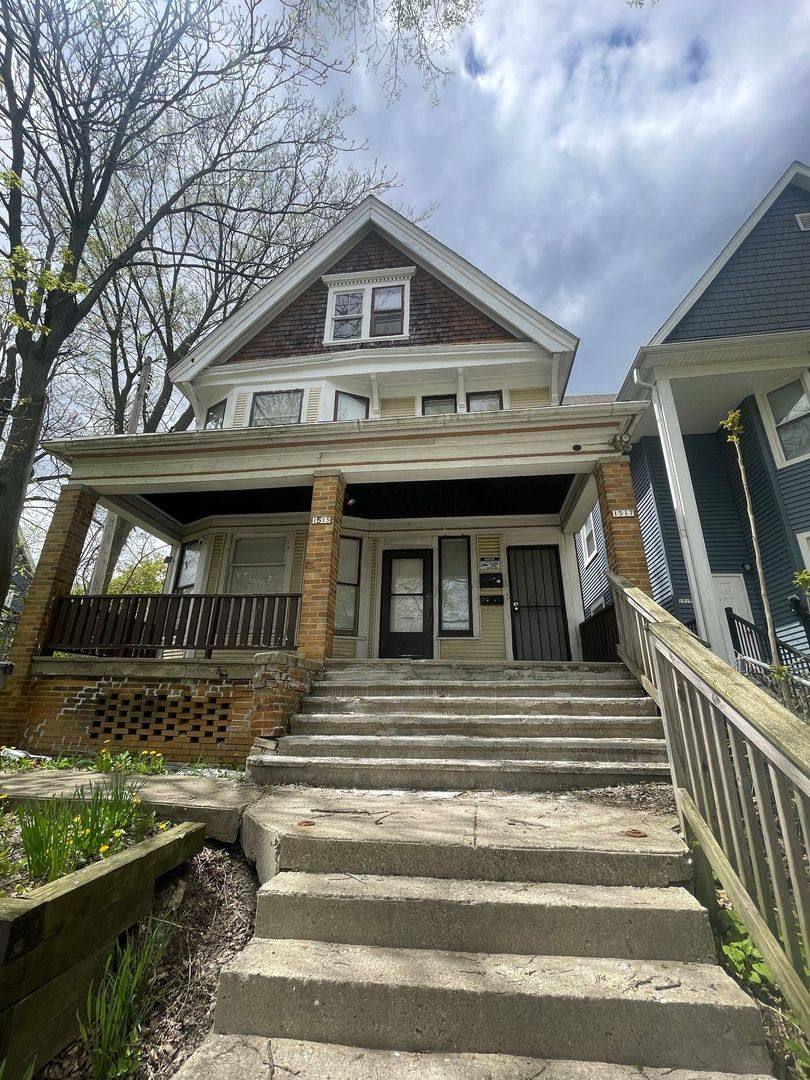 Apartment for rent at 1515-1517 N 32nd St, Milwaukee, WI 53208