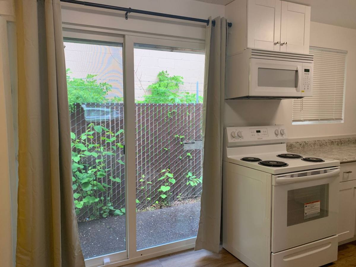 Apartment for rent at 2212 Carlson Rd, Vancouver, WA 98661
