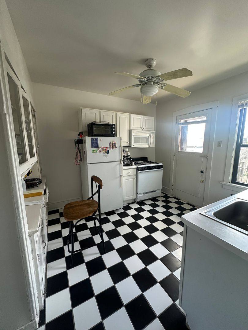 Apartment for rent at 2523-29 E Webster Place, Milwaukee, WI 53211