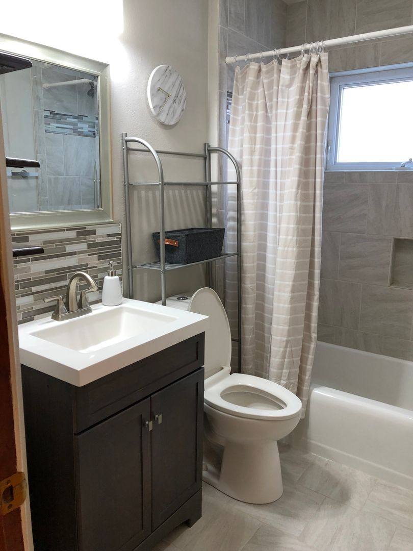 House for rent at 1607 Plymouth Ave, Waterloo, IA 50702