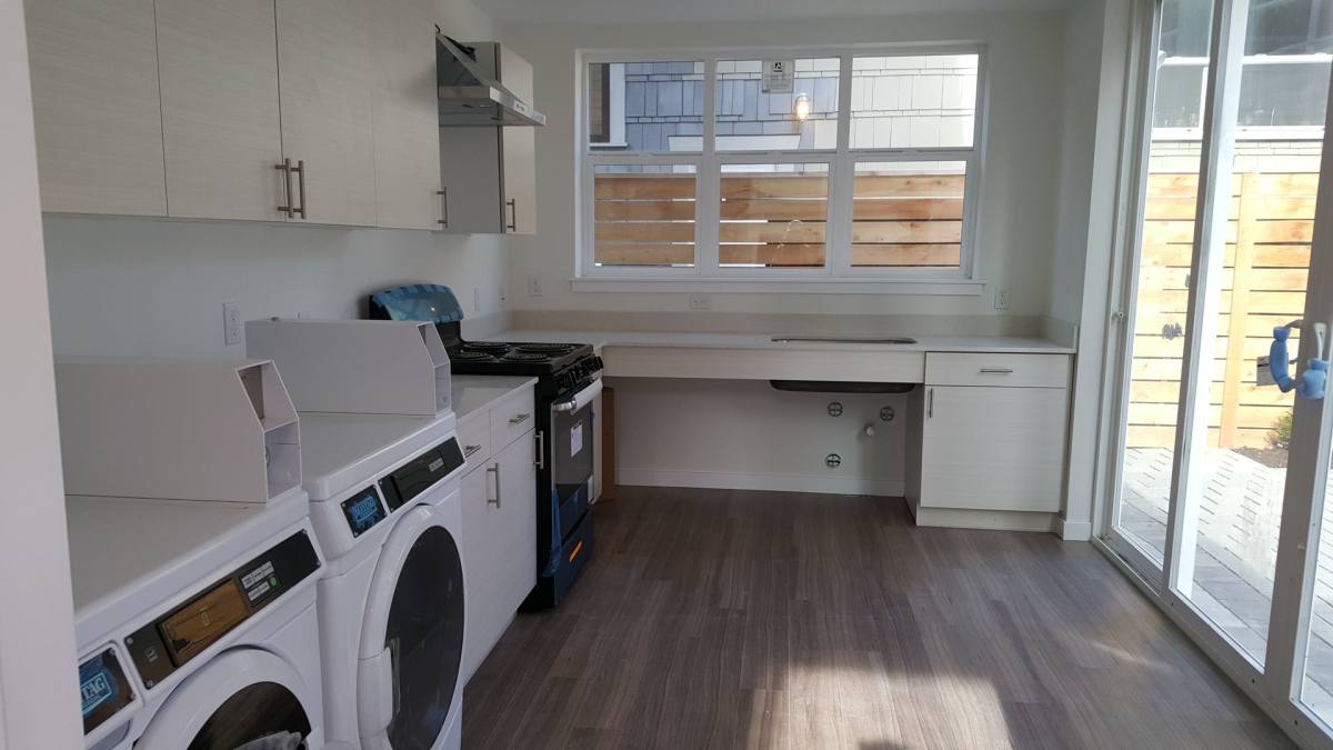 Apartment for rent at 900 NE Ravenna Blvd, Seattle, WA 98115