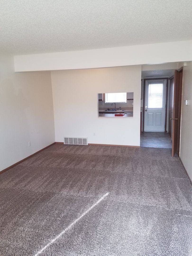 Apartment for rent at 411-423 N Dubuque St, North Liberty, IA 52317
