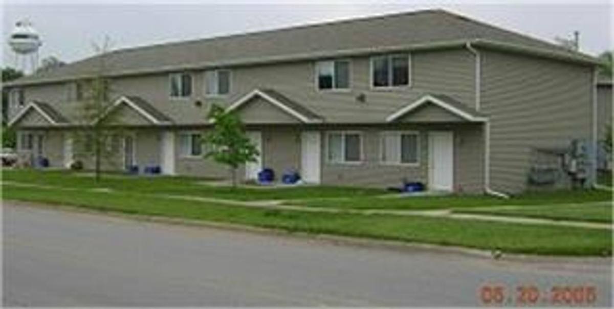 Apartment for rent at 411-423 N Dubuque St, North Liberty, IA 52317