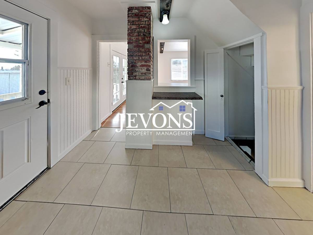 Townhouse for rent at 921 S 21st Ave, Yakima, WA 98902