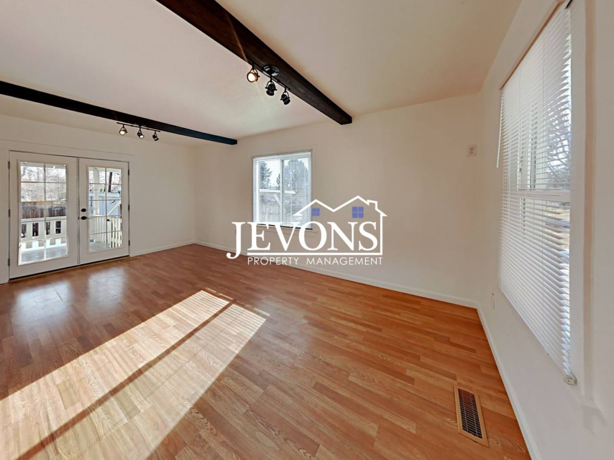 Townhouse for rent at 921 S 21st Ave, Yakima, WA 98902