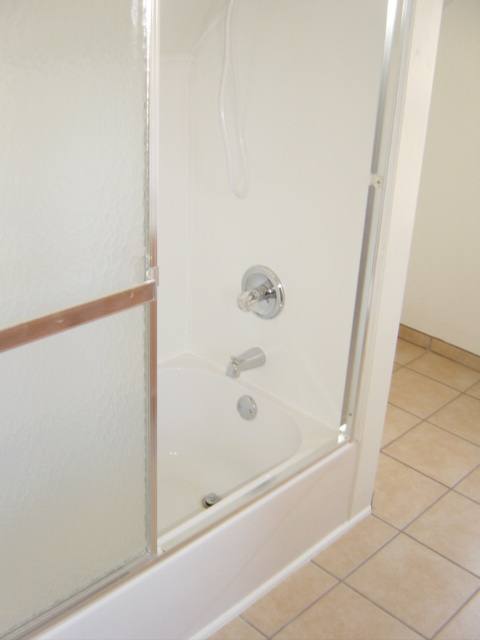 Apartment for rent at 226 Piedmont, Duluth, MN 55805