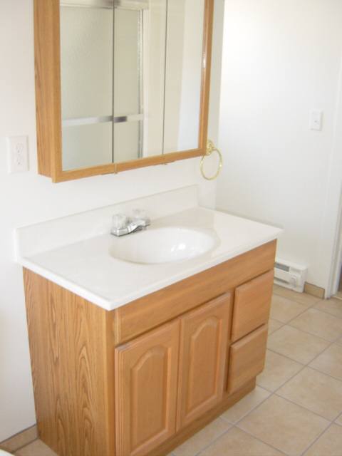 Apartment for rent at 226 Piedmont, Duluth, MN 55805