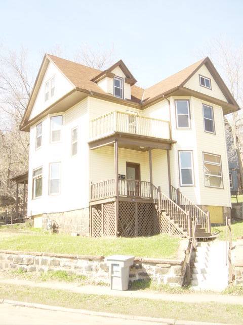 Apartment for rent at 226 Piedmont, Duluth, MN 55805