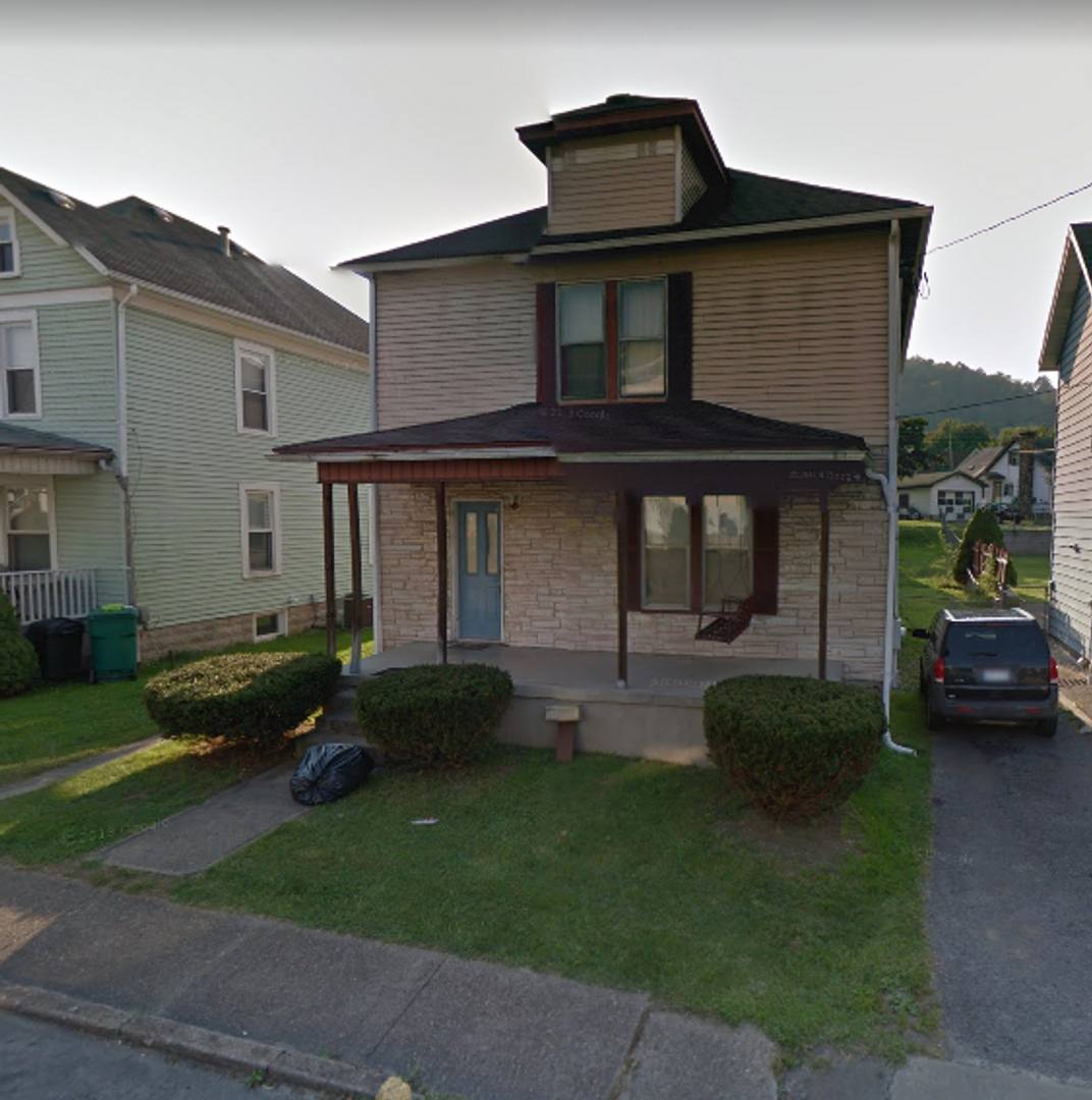 House for rent at 124 Hall St, Clarksburg, WV 26301