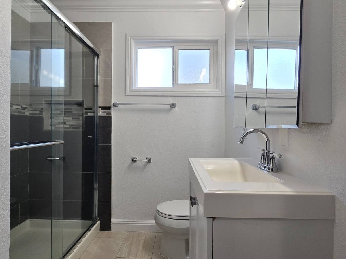 Apartment for rent at 450 California St, Santa Clara, CA 95050