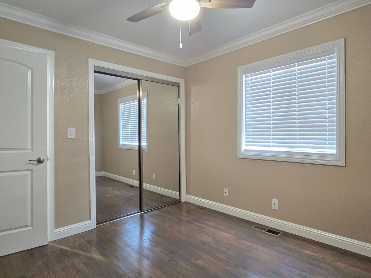 Apartment for rent at 450 California St, Santa Clara, CA 95050
