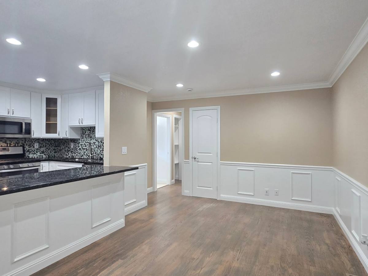 Apartment for rent at 450 California St, Santa Clara, CA 95050
