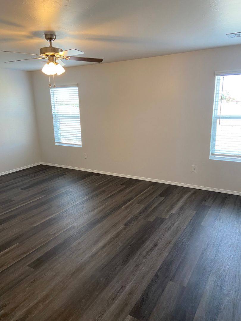 House for rent at 563 SE 3rd Place, Newcastle, OK 73065