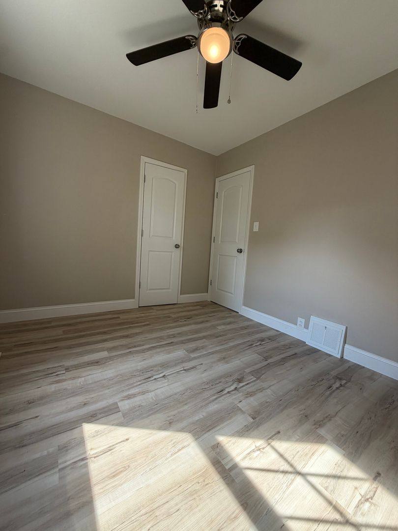 House for rent at 2556 Center St, Granite City, IL 62040