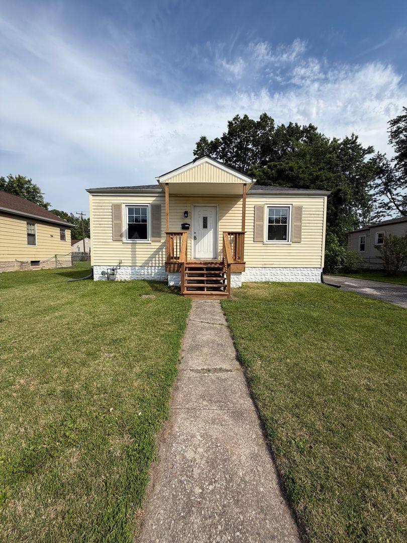 House for rent at 2556 Center St, Granite City, IL 62040