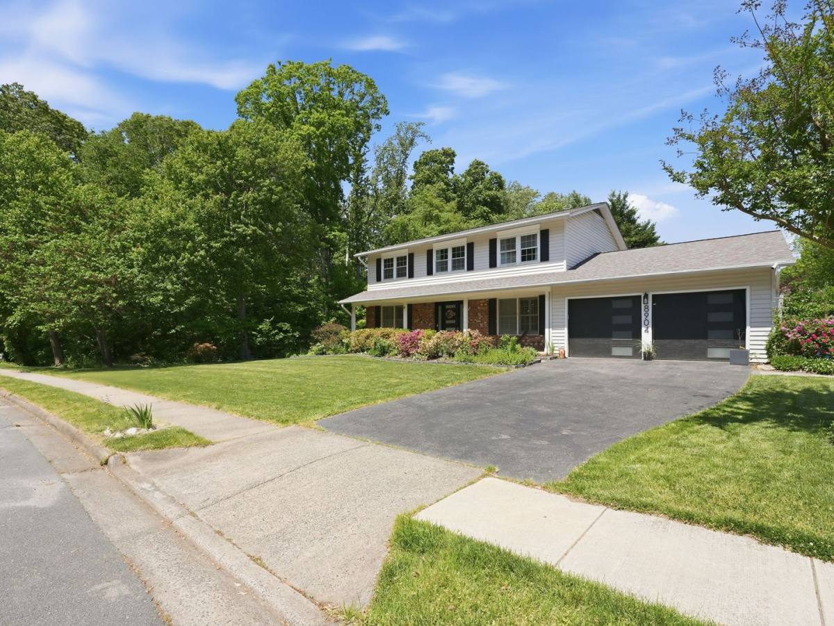 House for rent at 8904 Arley Dr, Springfield, VA 22153