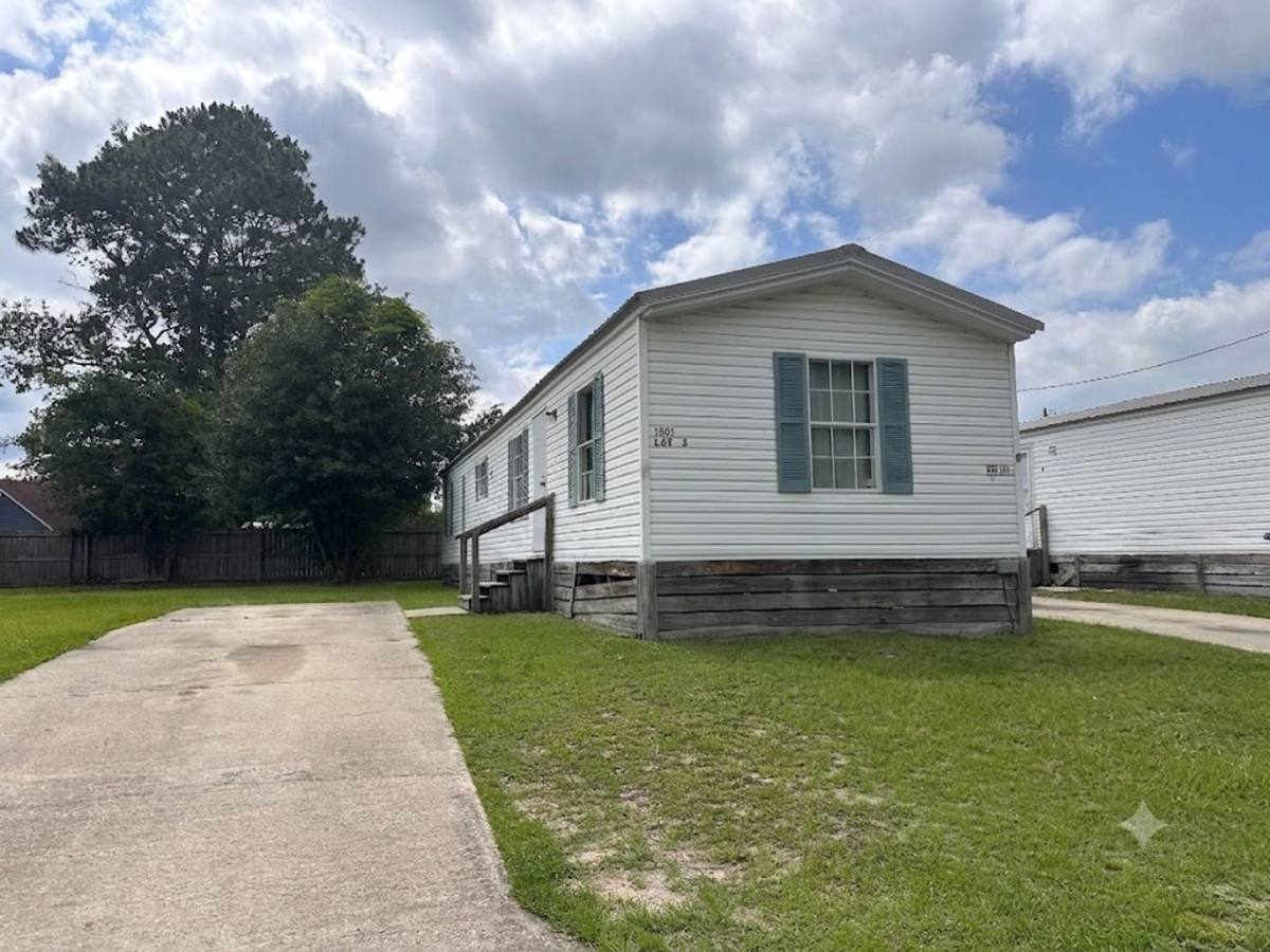 Apartment for rent at 1301 Idella Walker Rd, Hinesville, GA 31313
