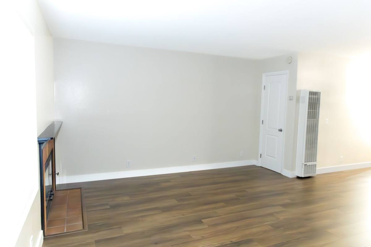 Apartment for rent at 3787 E 11th St, Long Beach, CA 90804