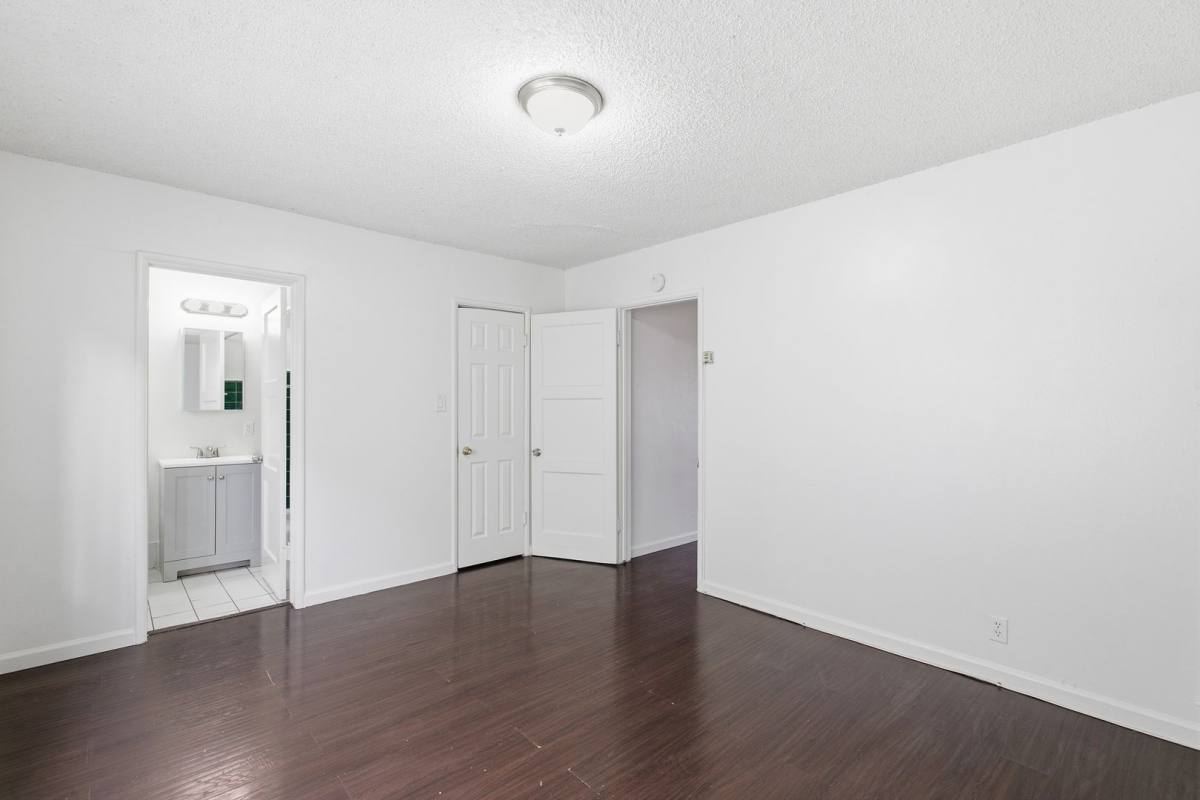 Apartment for rent at 1425 Cedar Ave, Long Beach, CA 90813