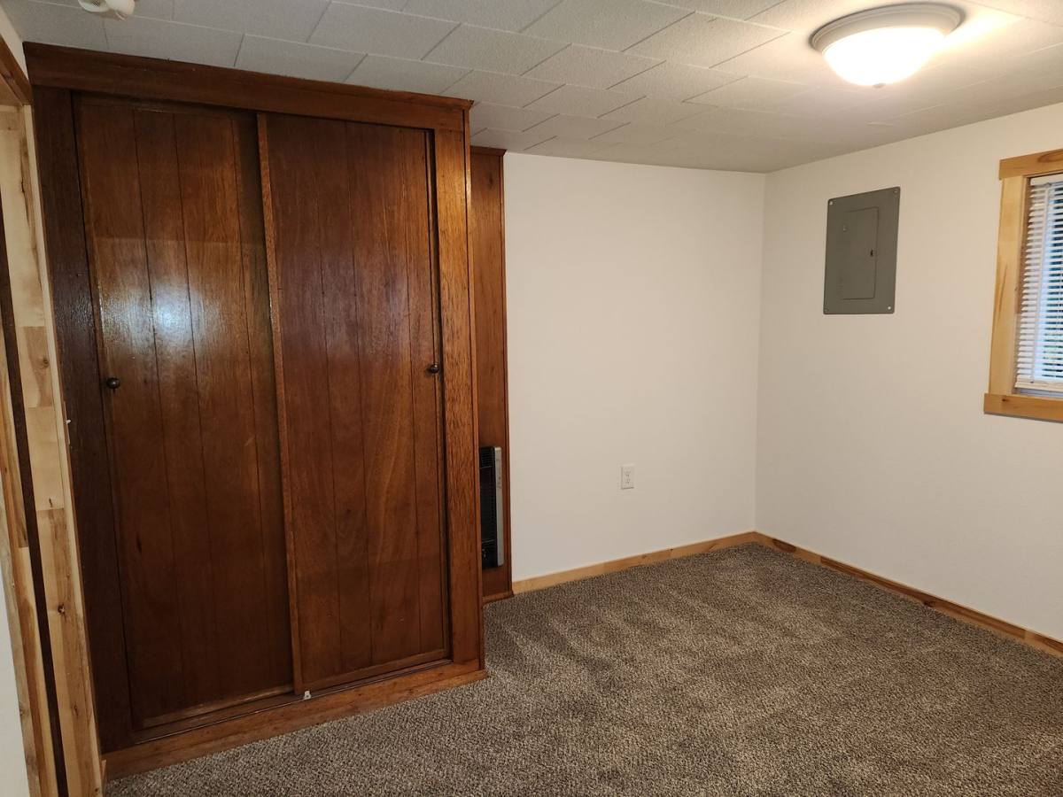 House for rent at 40199 Highway, Sweet Home, OR 97386