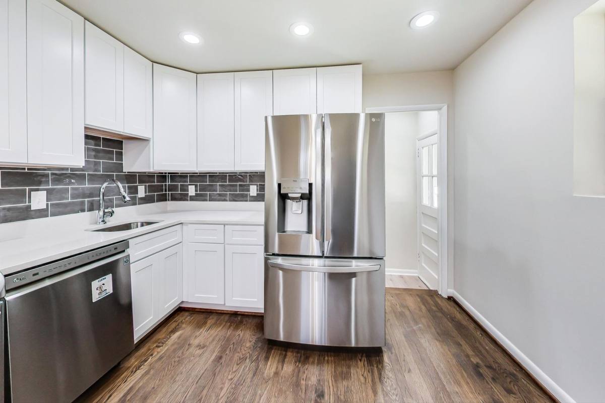 House for rent at 4617 Creek Shore Dr, Rockville, MD 20852