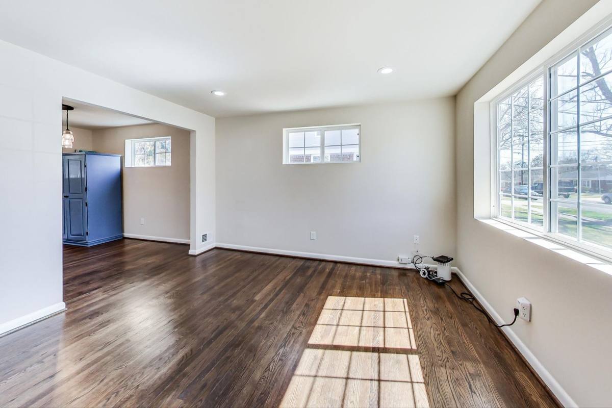 House for rent at 4617 Creek Shore Dr, Rockville, MD 20852