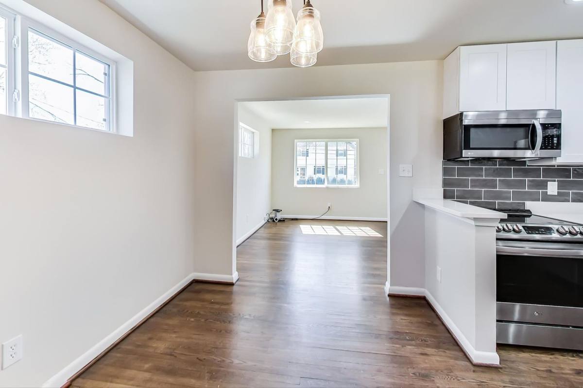 House for rent at 4617 Creek Shore Dr, Rockville, MD 20852