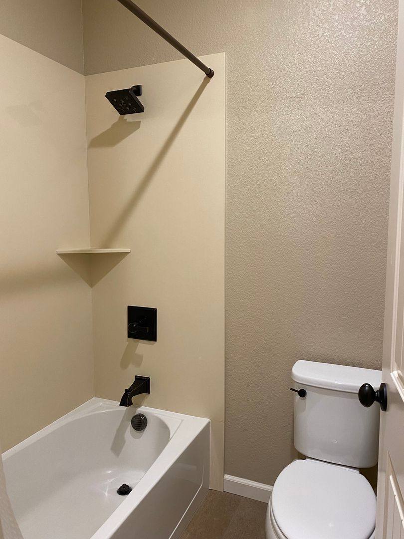 Townhouse for rent at 1053 Catalina Dr, Livermore, CA 94550
