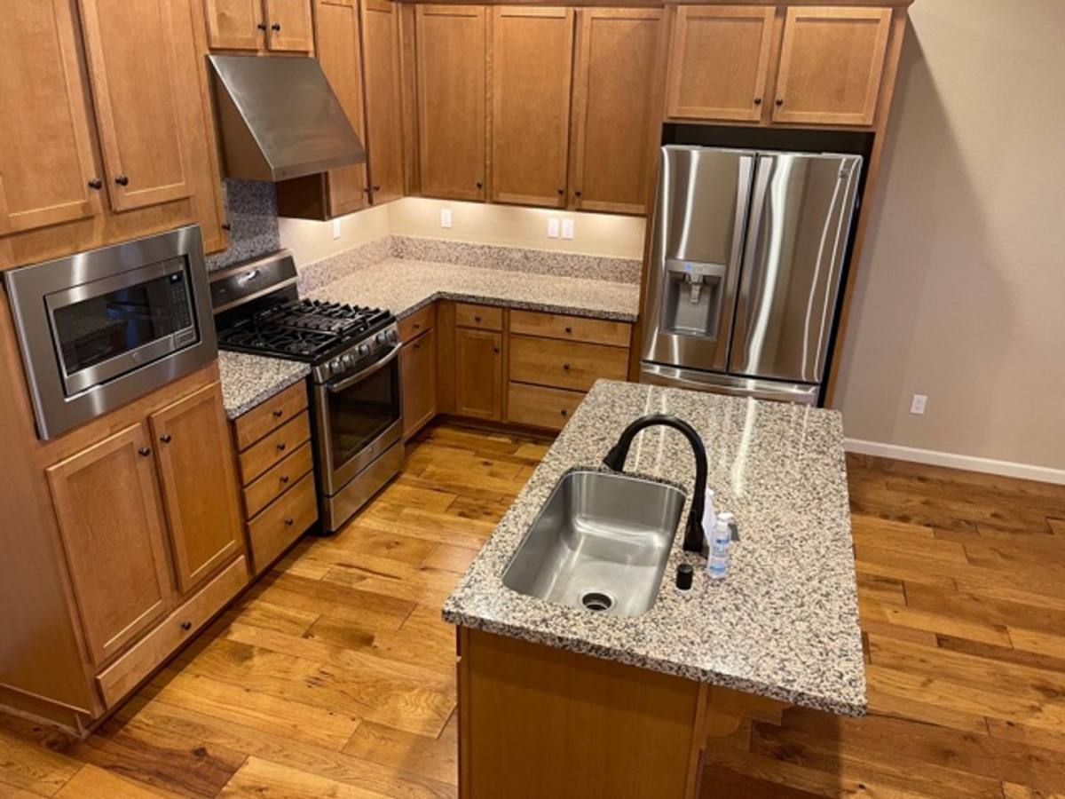 Townhouse for rent at 1053 Catalina Dr, Livermore, CA 94550