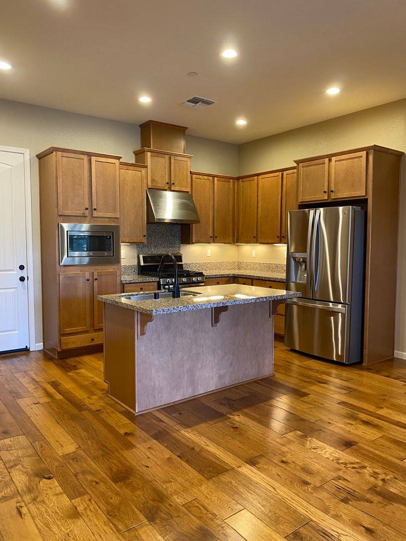 Townhouse for rent at 1053 Catalina Dr, Livermore, CA 94550